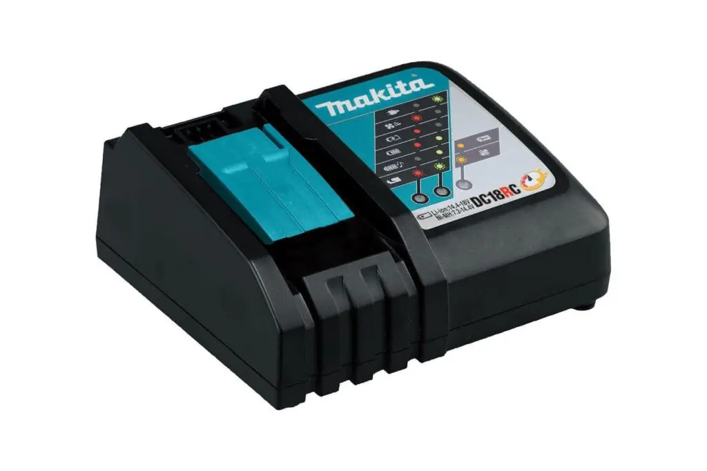 Makita 18V Charger
