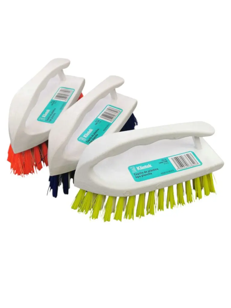 Truper Scrub Brush With Handle