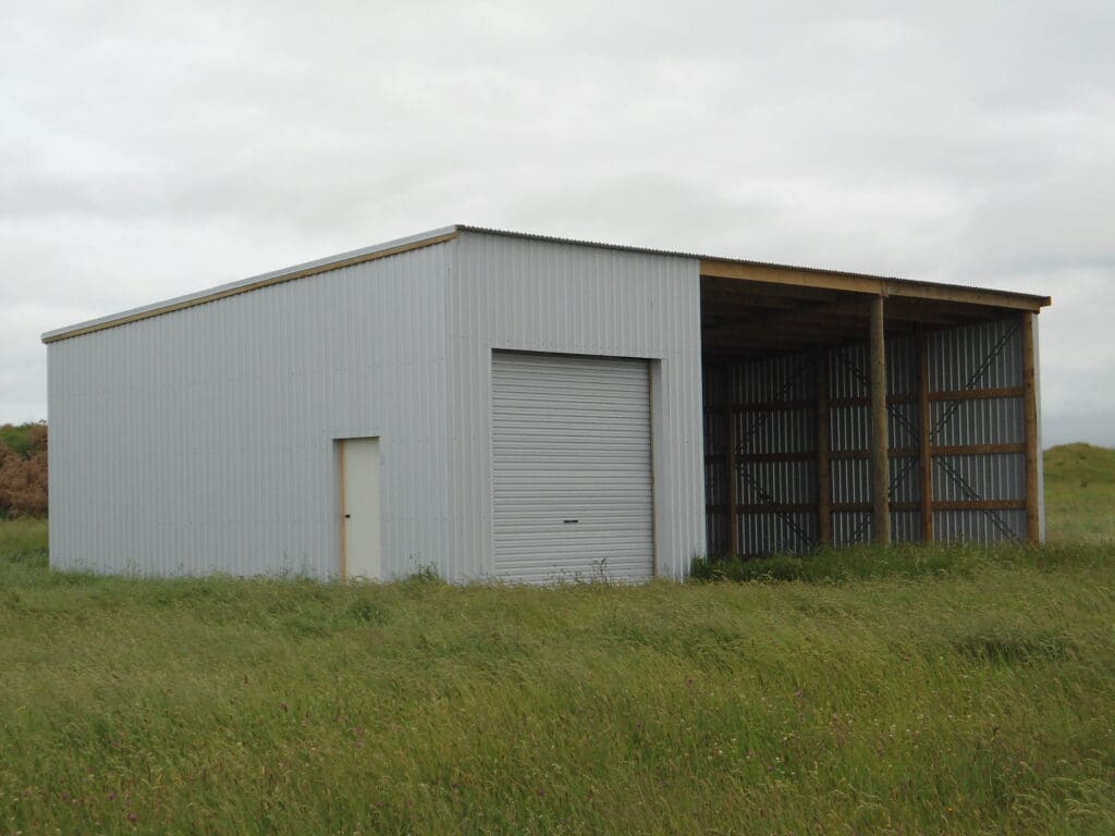 13.5 x 9.0 Single Pitch one encld bay (1)